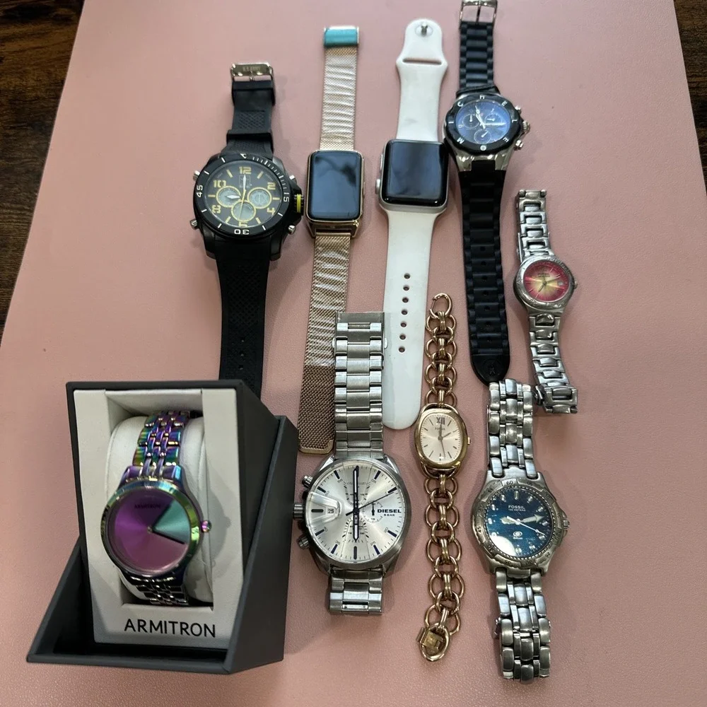 Lot Of 9 Assorted Watches Various Brands Mens Womens As-Is See Pictures